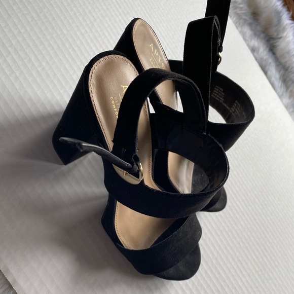 Black Block Heel- worn once - Picture 2 of 4